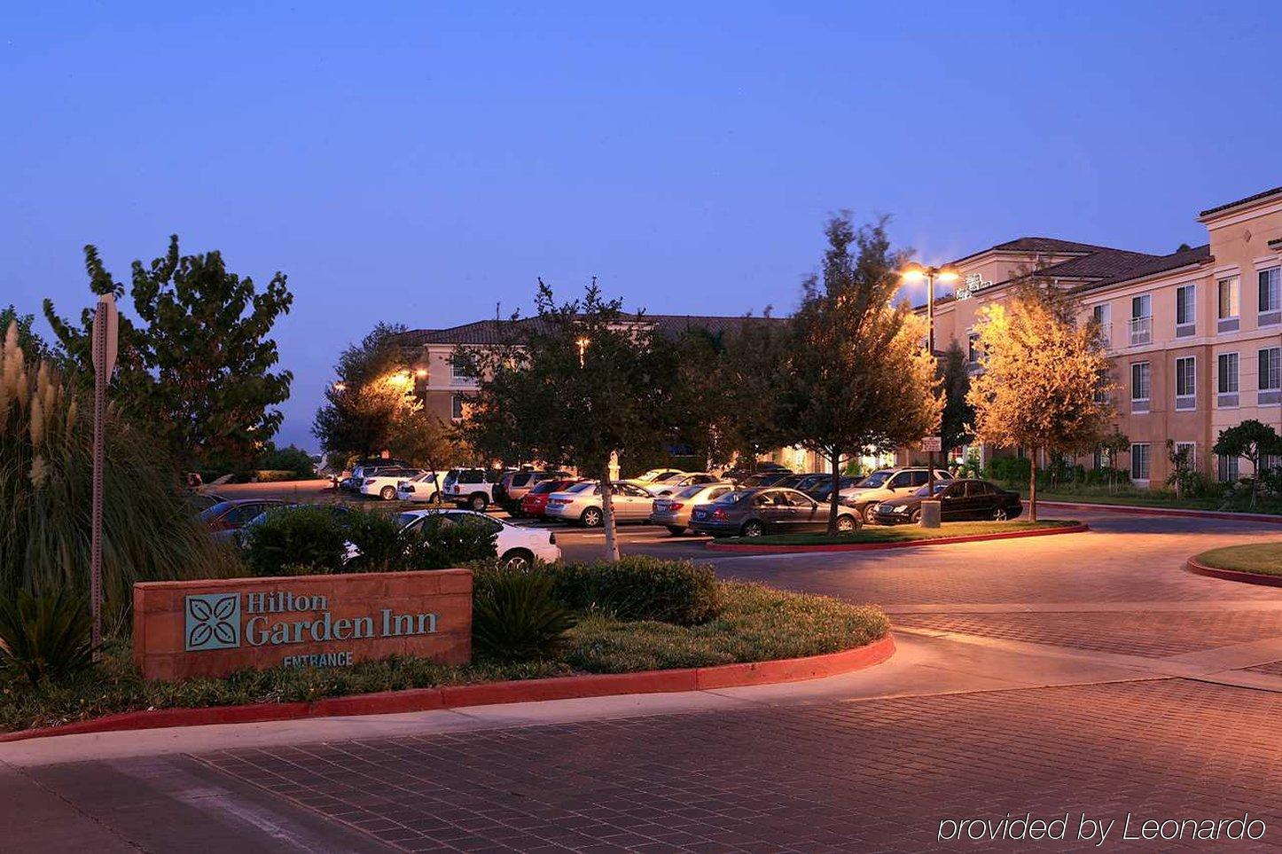 Hilton Garden Inn קלאבאסאס מראה חיצוני תמונה